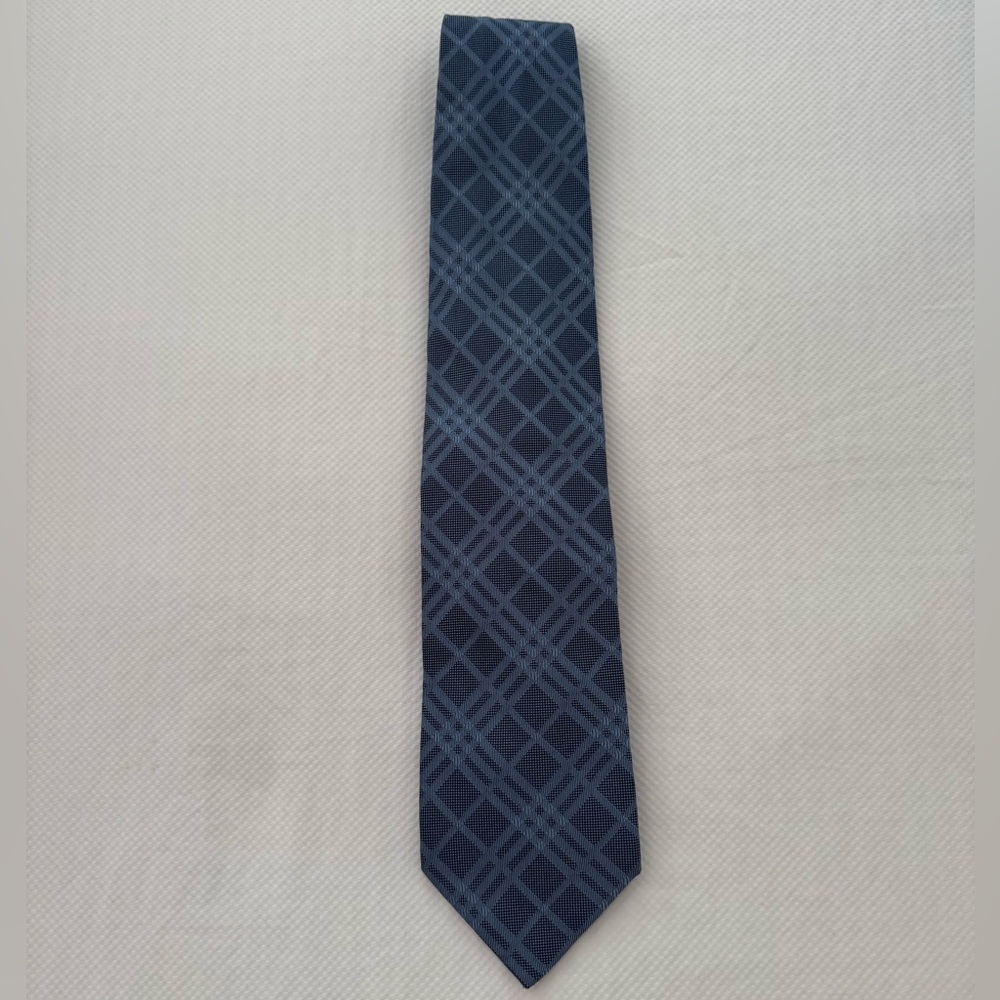 Burberry silk tie
